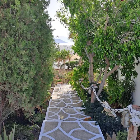 Naxian Sofias Garden Διαμέρισμα *