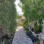 Naxian Sofias Garden Apartmán *